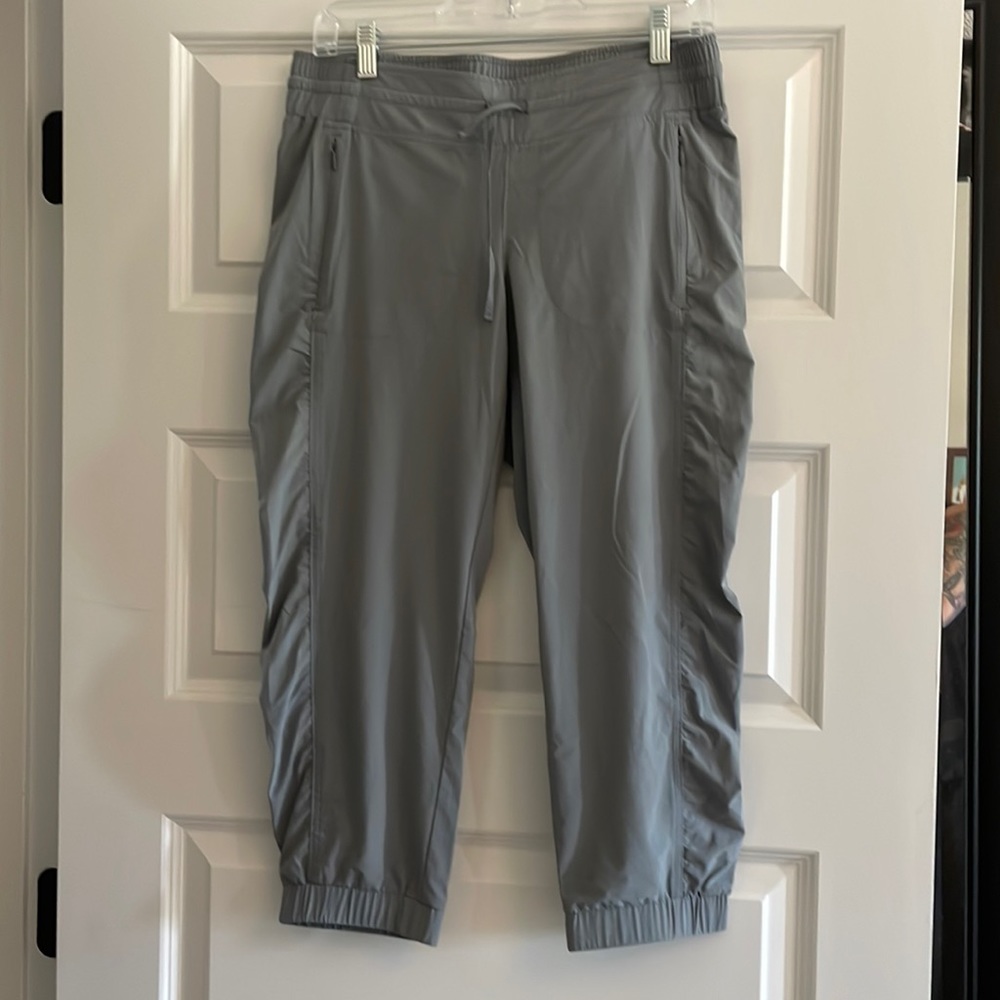 Athlete pants